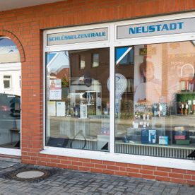 Schlüsselzentrale Neustadt Michael Binek von außen